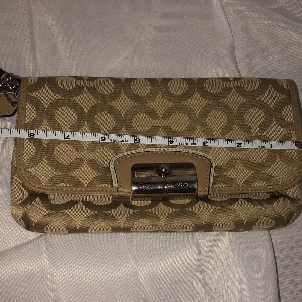 Coach Wallet - Picture 5 of 6